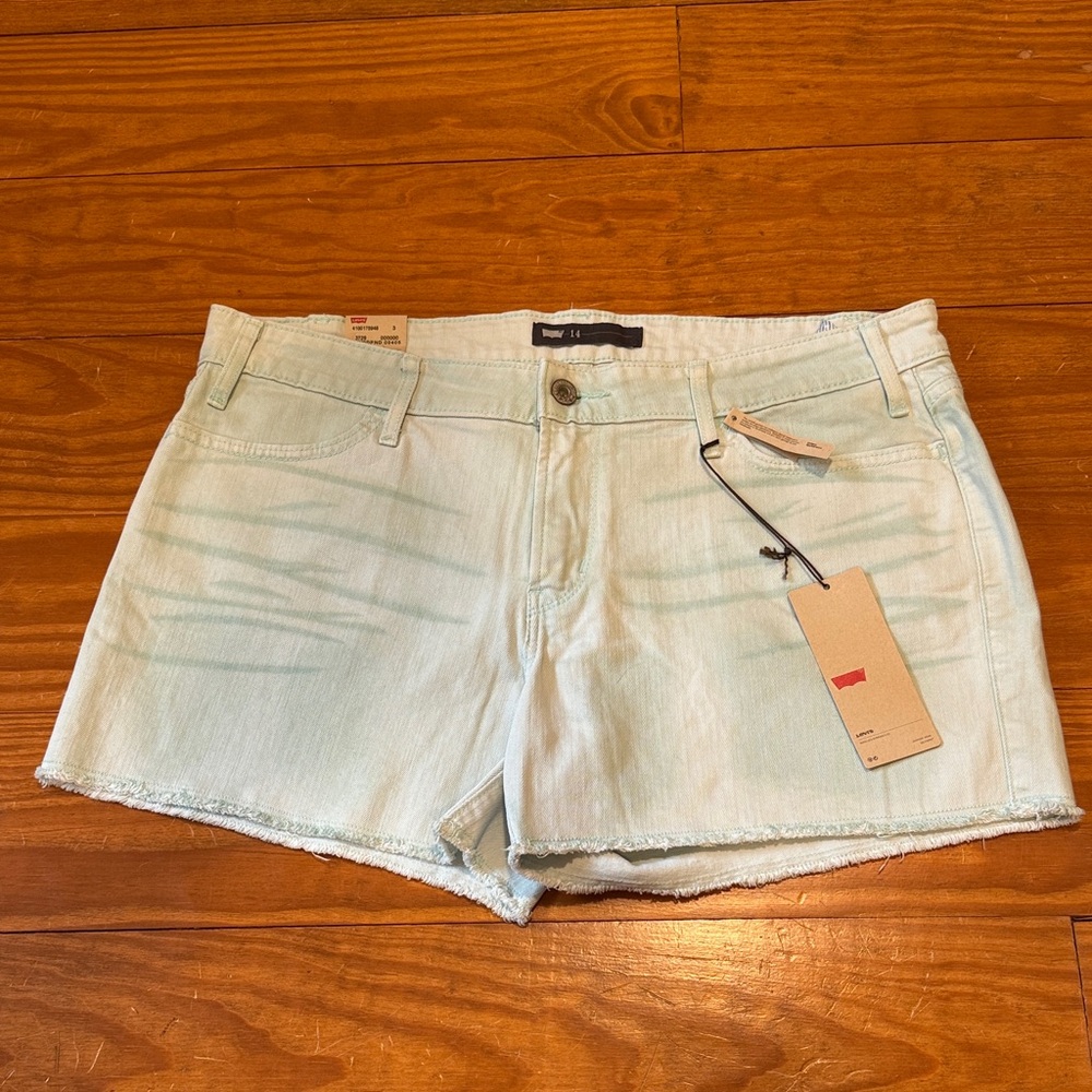 ⭐️NWT Levi's Mint Green Denim Shorts Size 14